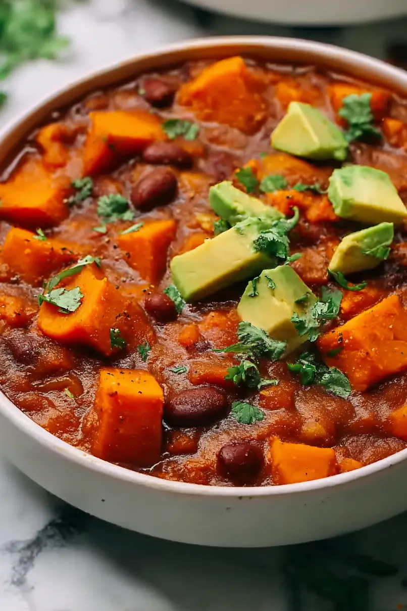 Set-It-And-Forget-It Sweet Potato Chili: Healthy & Versatile Dinner